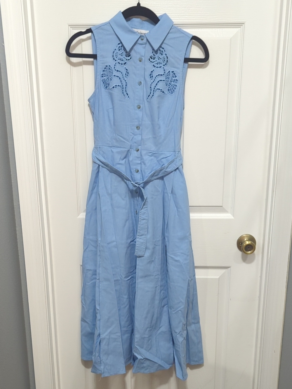 En Saison Cotton And Linen Blend Blue Midi Shirtdress with Embroidered Bodice